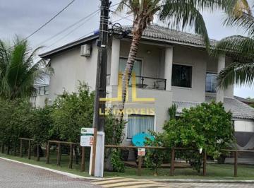 Casa · 200m² · 4 Quartos · 2 Vagas · Casa 4/4 com suíte Piscina Privativa em Abrantes R$ 1.100.000,00