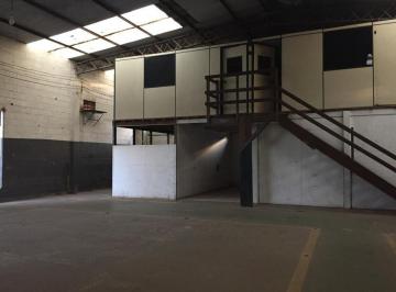 Comercial de 1 quarto, Macaé · Oportunidade 2 Galpões localizados no bairro na Granja dos Cavaleiros - Mac