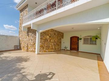 01fotos_010.jpeg · Atraente sobrado para venda em Jardim Nova Europa com 4 quartos, sendo 1 suíte, 248m²