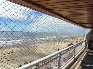 Apartamento · 102m² · 3 Quartos · 2 Vagas · Apto de 3 Dorm sendo 1 suíte, PORTEIRA FECHADA, 2 vagas, Prédio frente mar, 102 m² de área útil, bai