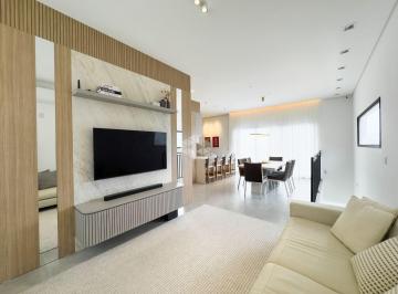 Casa · 219m² · 3 Quartos · 2 Vagas · Casa com 03 suítes, em loteamento com controle de acesso,