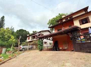 691364_i538uPNAfmY7wR9Dz5_691364682cbc9d121eb.jpg · casa 4 dormitórios em condomínio no Teresópolis, com amplo pátio