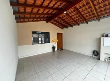 Foto 01 · Casa à venda em Taubaté-SP, bairro Caixa D'água: 2 quartos, 1 suíte, 1 sala, 2 banheiros, 2 vagas de