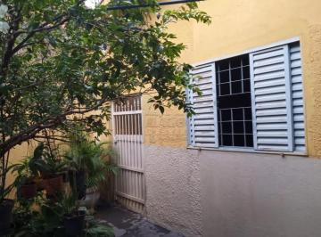 Casa · 200m² · 3 Quartos · 2 Vagas · CASA TERREA NO QUINTINO FACCI II