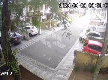 Casa · 90m² · 2 Quartos · 1 Vaga · Vendo Sobrado no Horto Florestal com 2 dormitórios e 1 vaga de garagem