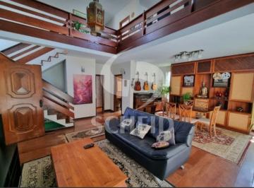 Casa · 330m² · 3 Quartos · 4 Vagas · Casa a venda com 3 dormitórios, sendo 2 suítes e 4 vagas, no Jabaquara.