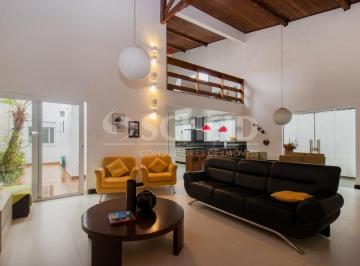 Casa · 228m² · 5 Quartos · 3 Vagas · Casa com 5 quartos a venda no Bairro de Interlagos