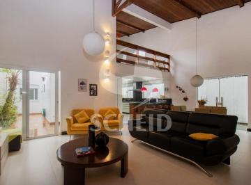 Casa · 228m² · 5 Quartos · 3 Vagas · Casa com 5 quartos a venda no Bairro de Interlagos