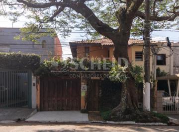 Casa · 195m² · 3 Quartos · 2 Vagas · Sobrado á Venda na Aclimação com 195m², 3 quartos sendo 1 suíte, 2 vagas.