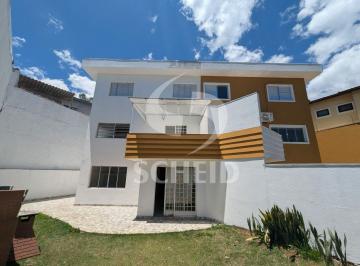Casa · 181m² · 3 Quartos · 2 Vagas · Ótima Casa 181m2 em excelente rua!!! 3 dorms, 1 sala, copa/cozinha espaçosa, 3 banheiros, quintal!!