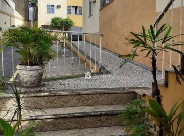 d08f05c29b8f52c1e32a3803b95048976dc5c470 · Apartamento em Cascadura de 2  quartos