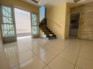 Casa · 70m² · 2 Quartos · 1 Vaga · Casa em Mutuá, São Gonçalo/RJ de 0m² 2 quartos à venda por R$ 240.000,00