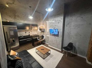 Apartamento · 35m² · 1 Quarto · Laranjeiras - Rua Cardoso Júnior - Apartamento sala quarto suíte.