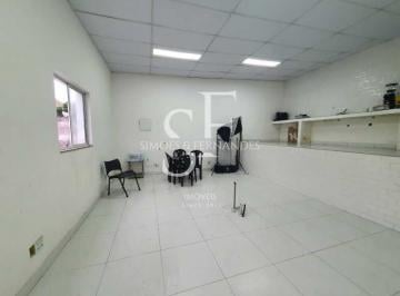 Casa · 212m² · 2 Quartos · 2 Vagas · São Cristóvão - Rua São Luiz Gonzaga - Casa frente de rua, servindo para fins re