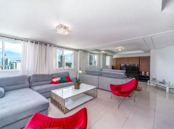 Apartamento · 574m² · 5 Quartos · 3 Vagas · Cobertura Triplex semi mobiliada FRENTE MAR Balneário Camboriú por R$ 14.000.000,00