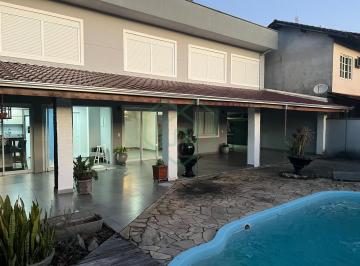 Casa · 200m² · 3 Quartos · 3 Vagas · Sobrado mobiliado em São Francisco do Sul 3 quartos por R$ 900.000,00