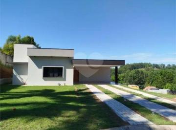 Casa · 250m² · 3 Quartos · 8 Vagas · Condomínio com 3 quartos à venda em Caxambu - SP