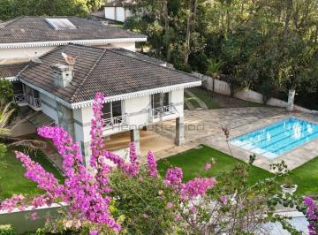 0 · Casa de luxo em condomínio de alto padrão na Serra da Cantareira.