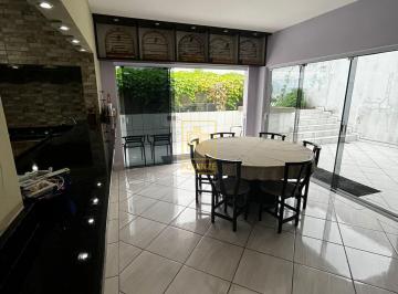 Casa · 216m² · 3 Quartos · 3 Vagas · Encantadora casa 100% mobiliada no bairro das Nações em Timbó