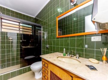 IMG_20260607_185153_000.jpeg · Deslumbrante casa para venda em Saúde com 5 quartos, sendo 1 suíte, 261m² - remaxfront#WWV60