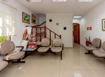 IMG_20260618_104303_000.jpeg · Versátil casa para venda em Saúde com 5 quartos, sendo 1 suíte, 261m² - remaxfront#WWV60