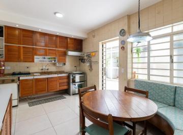 IMG_20260619_152320_000.jpeg · Elegante casa para venda em Campo Belo com 4 quartos, sendo 1 suíte, 200m² - remaxfront#5K93Z