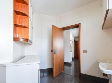 IMG_20250810_105142_000.jpeg · Agradável apartamento tipo para venda em Pacaembu com 4 quartos, sendo 1 suíte, 274m² - remaxfront#F