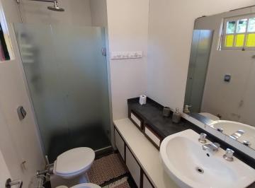 IMG_20260628_181503_000.jpeg · Deslumbrante casa em condomínio para venda com 3 quartos, sendo 1 suíte, 180m² - remaxfront#YD3M6