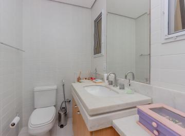 IMG_20260628_181459_000.jpeg · Casa no condomínio Villa De Monterey para venda com 6 quartos, sendo 4 suítes, 369m² - remaxfront#B1