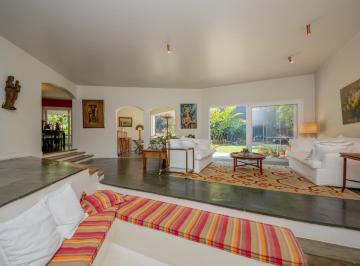 IMG_20260624_091600_000.jpeg · Excelente casa para venda em Real Parque com 4 quartos, sendo 2 suítes, 295m² - remaxfront#UPX4T