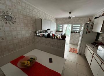 IMG_20260604_185134_000.jpeg · Versátil casa para locação em Vila Congonhas com 3 quartos, sendo 1 suíte, 300m² - remaxfront#GDGBD