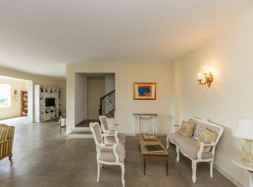 IMG_20260622_031501_000.jpeg · Versátil casa para venda em Pacaembu com 3 quartos, 379m² - remaxfront#5PX14