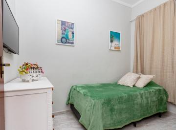 IMG_20260621_031543_000.jpeg · Agradável sobrado para venda em Jardim Caravelas com 5 quartos, sendo 1 suíte, 200m² - remaxfront#1I