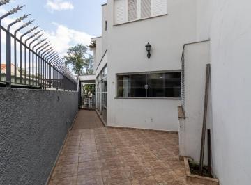 IMG_20260608_185159_000.jpeg · Elegante casa para venda em Alto de Pinheiros com 3 quartos, sendo 1 suíte, 162m² - remaxfront#W59O6