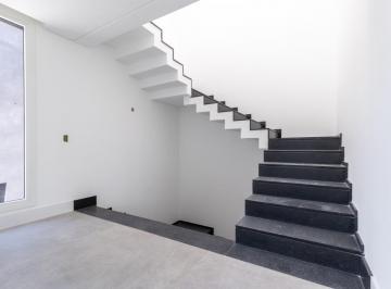 IMG_20260618_014315_000.jpeg · Confortável casa em condomínio para venda com 4 quartos, sendo 4 suítes, 719m² - remaxfront#KOBII