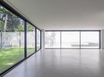 IMG_20260619_152324_000.jpeg · Confortável casa em condomínio para venda com 3 quartos, sendo 3 suítes, 739.56m² - remaxfront#D5NNO