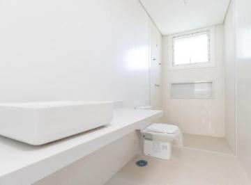 IMG_20260621_001550_000.jpeg · Confortável casa em condomínio para venda com 4 quartos, sendo 4 suítes, 686m² - remaxfront#XRZKL