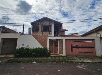 Casa · 255m² · 3 Quartos · 2 Vagas · Casa Sobrado em Araraquara
