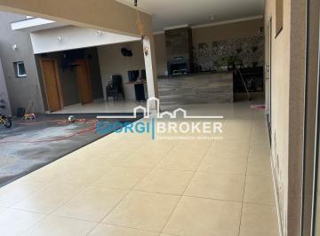 Foto 01 · Casa à venda em Cedral-SP: 3 quartos, 1 suíte, 206m² de área construída, estrutura para sobrado e ma