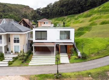 Casa · 355m² · 3 Quartos · 2 Vagas · Casa no Condomínio Riverside em Itajaí