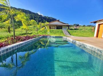 Casa de 3 quartos, Petrópolis · Casa à venda fora de condomínio