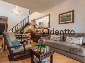 Apartamento · 206m² · 3 Quartos · 2 Vagas · COBERTURA TRIPLEX 3 DORMITÓRIOS COM SOLARIUM E VISTA PANORÂMICA EM PETRÓPOLIS