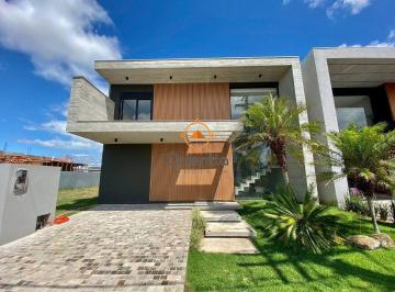 Casa · 256m² · 4 Quartos · 2 Vagas · Casa à venda - no Centro