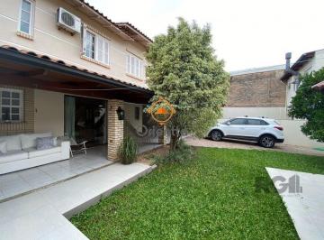 Casa · 334m² · 5 Quartos · 4 Vagas · Casa de 5 dormitórios, bairro Jardim Floresta
