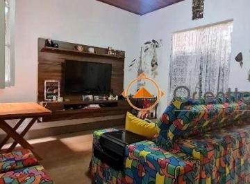 Casa · 200m² · 4 Quartos · Imobiliária ORIENTTA ALUGA maravilhosa Casa com 4 dormitórios, 200m², no Bairro