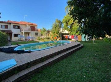 Casa · 260m² · 4 Quartos · 3 Vagas · Casa à venda - no Centro
