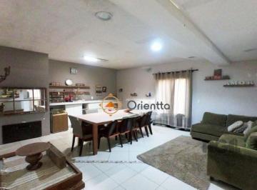Casa · 260m² · 4 Quartos · 5 Vagas · Imobiliária Orientta Aluga Casa 4 dormitórios