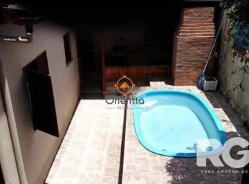 Casa · 132m² · 4 Quartos · 2 Vagas · Casa Ampla com Piscina e 4 Dormitórios no Rubem Berta