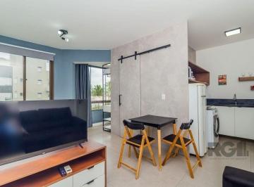 Apartamento · 29m² · 1 Quarto · Excelente apartamento JK de 29m² na frente da Redenção.
