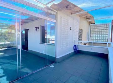 Apartamento · 116m² · 2 Quartos · 1 Vaga · Cobertura de 2 dormitórios com terraço e vista panorâmica.